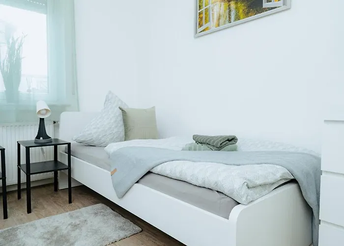 Eifel-rast Appartement *